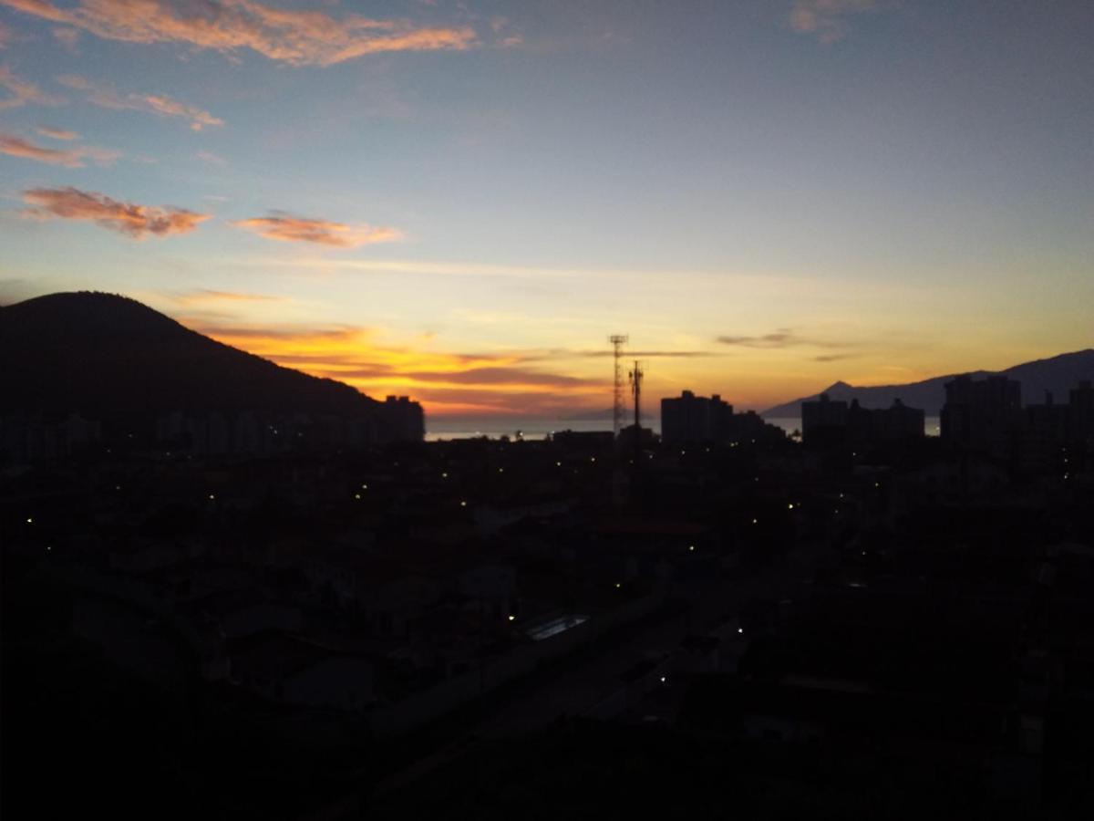 Ape Em Martin De Sa - Caragua Apartment Caraguatatuba Ngoại thất bức ảnh